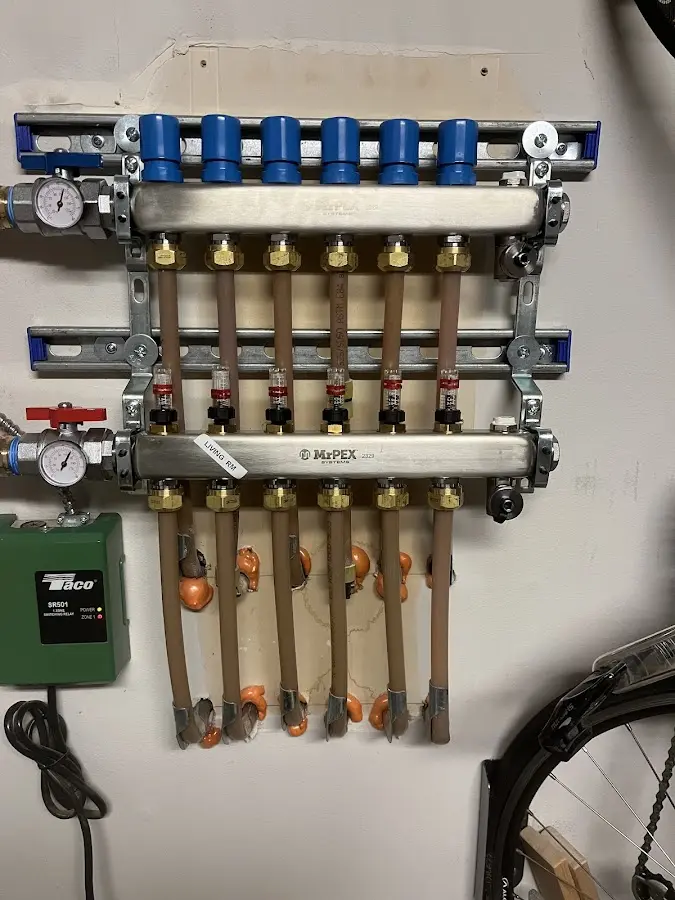 Plumber performing Leak Detection at a residential property in Rosita